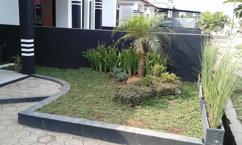 Taman rumah minimalis modern (3)
