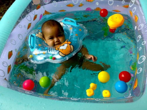 kolam renang bayi (2)